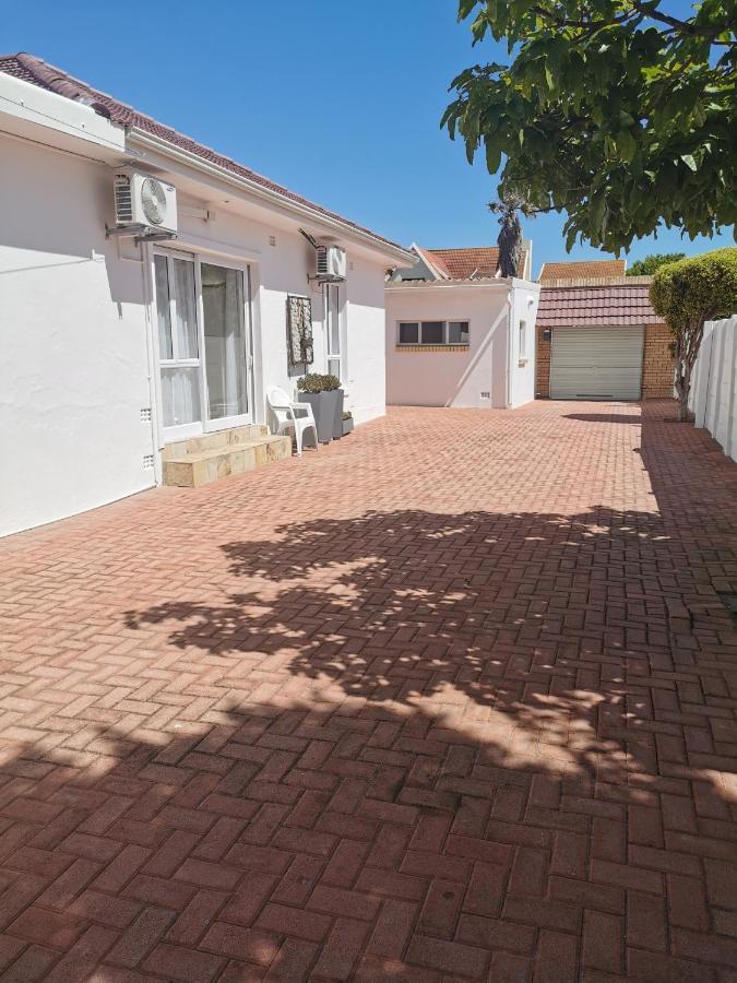 Ballina Ga-El Guesthouse Port Elizabeth Exteriör bild