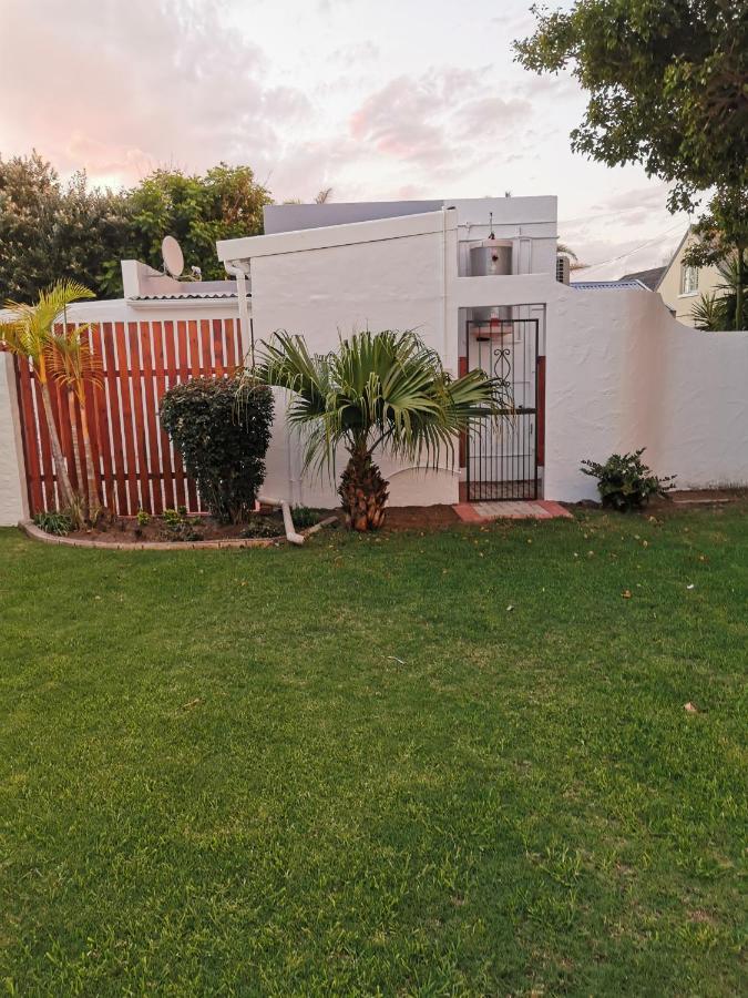 Ballina Ga-El Guesthouse Port Elizabeth Exteriör bild